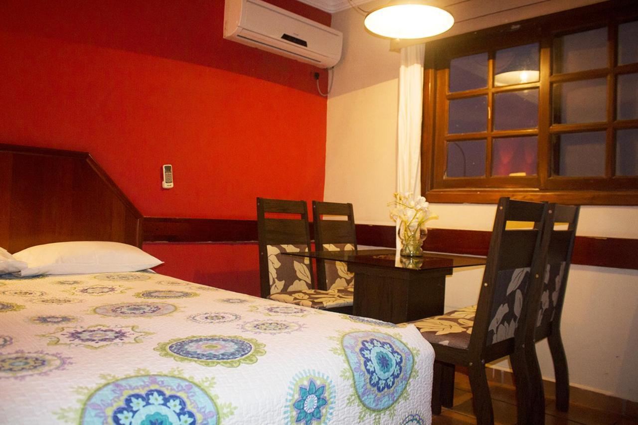 El Pantanal Hotel & Resort Puerto Quijarro  외부 사진